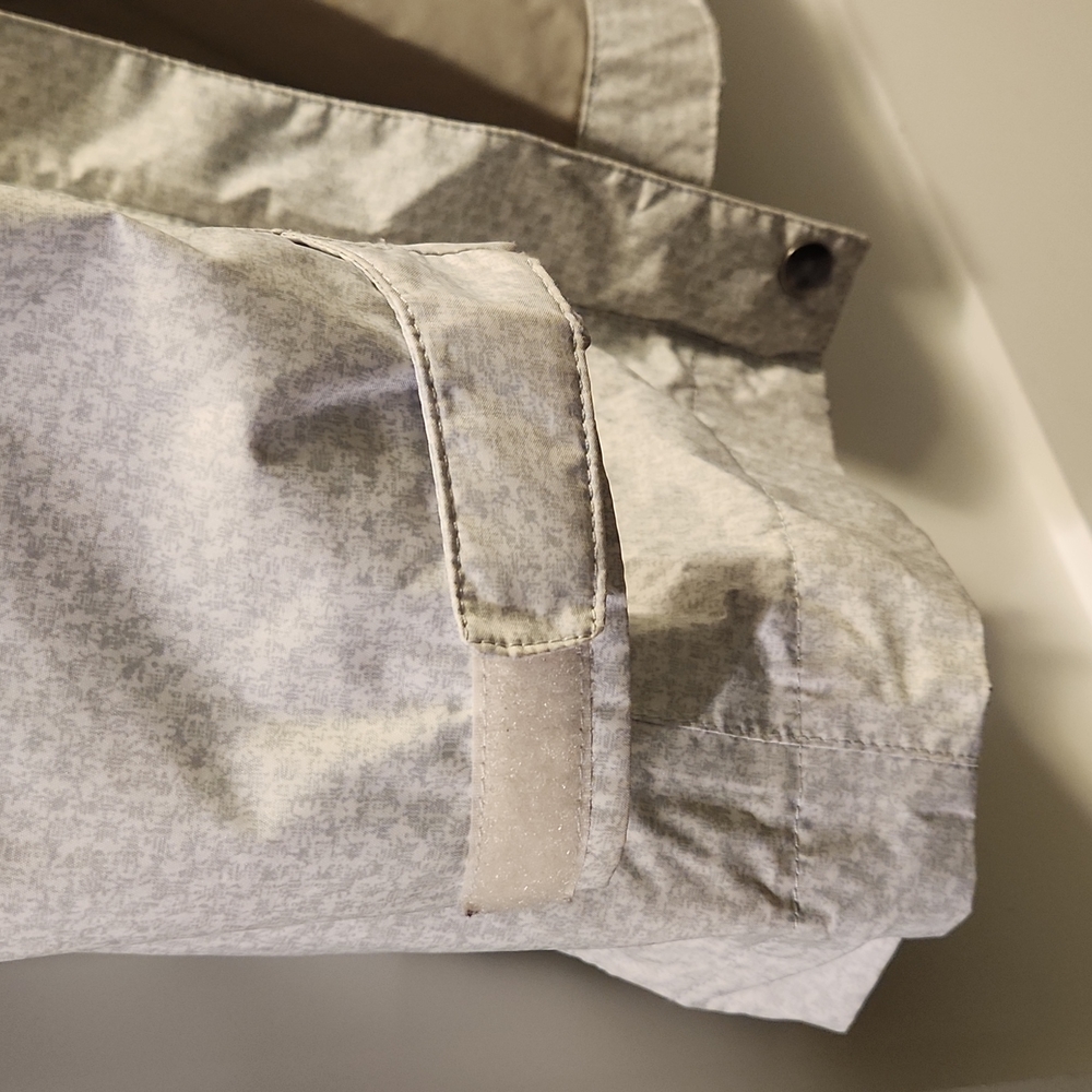 Columbia Sportswear Omni-Tech Rain Coat - Picture 3 of 10